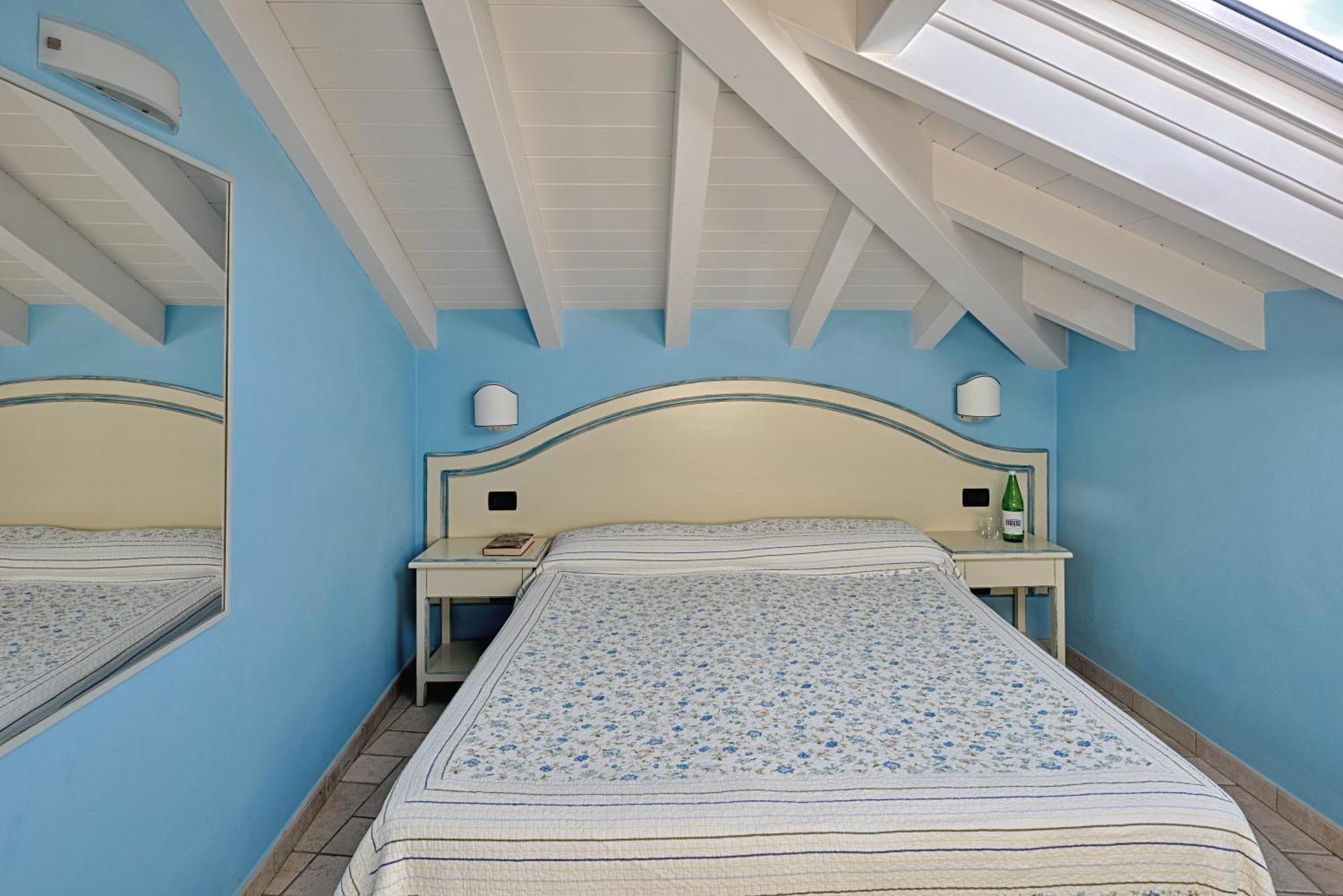 Casa Vacanze Nel Giardino Di Renzo 因佩里亚 外观 照片